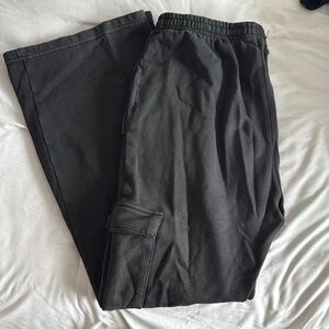 Brandy Melville Cargo Sweatpants
